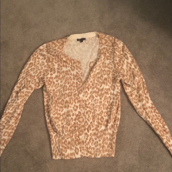 GAP Leopard button down sweater - Picture 1 of 3